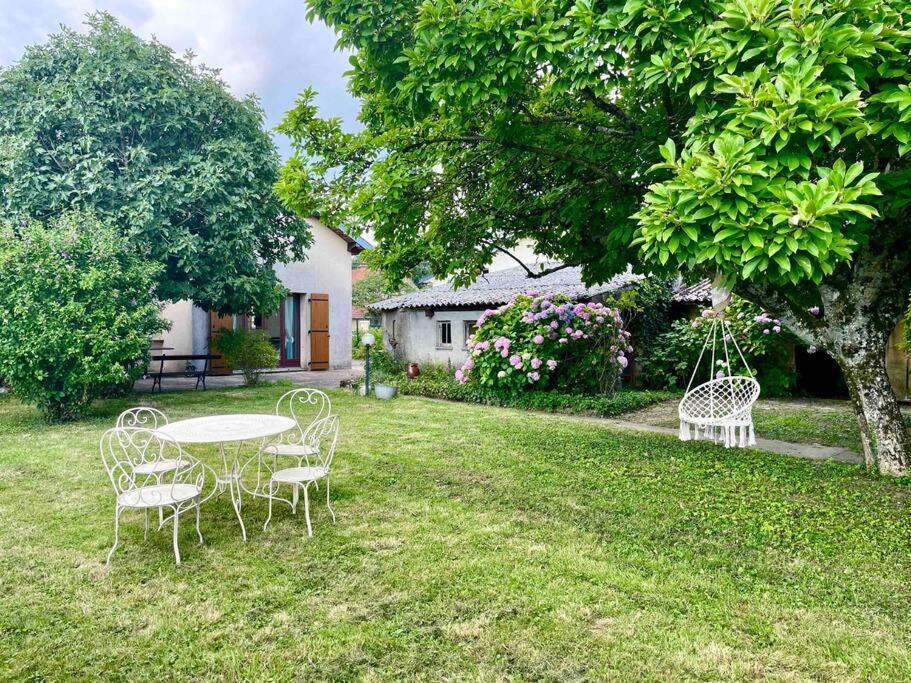 La Casa Del Papa - Maison Spacieuse Avec Jardin Dole Ngoại thất bức ảnh