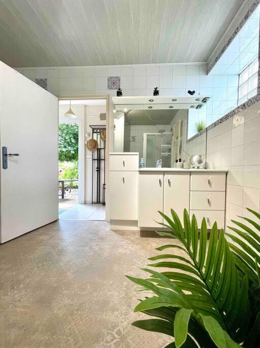 La Casa Del Papa - Maison Spacieuse Avec Jardin Dole Ngoại thất bức ảnh