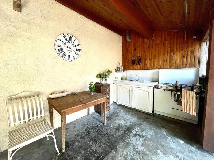 La Casa Del Papa - Maison Spacieuse Avec Jardin Dole Ngoại thất bức ảnh